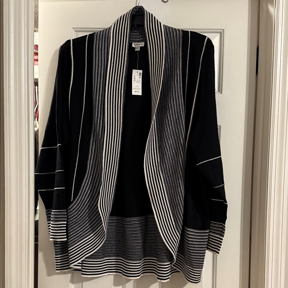 Avenue Women's Black and White Open Front Cardigan